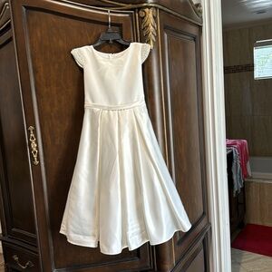 Adele Elegant White Kids Dress  size7-8